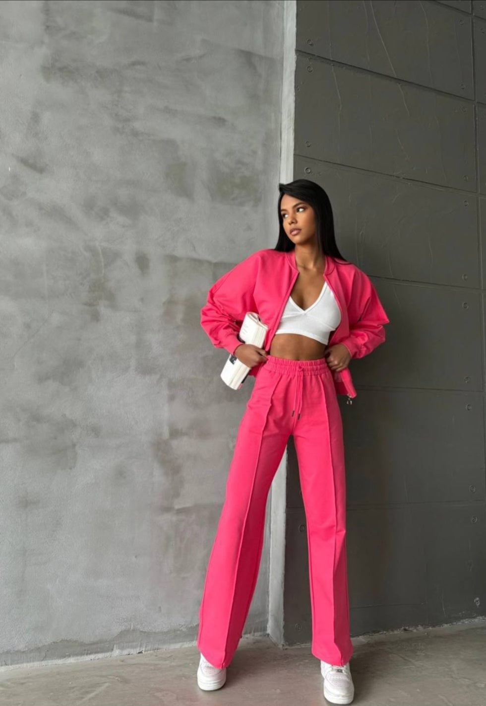 Sports suit